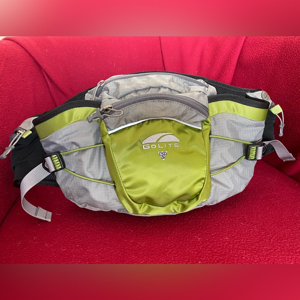 Like NEW Fanny Pack